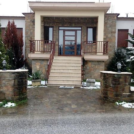 Villa Evenos à Káto Loutrákion Extérieur photo